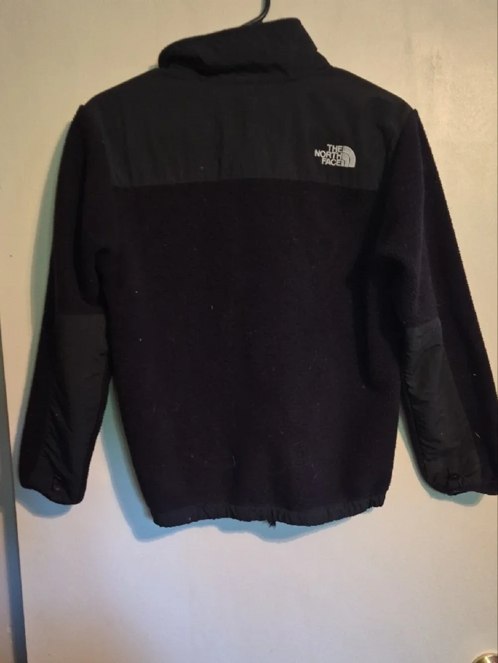 The North Face Kids Black Full-Zip Fleece Jacket
